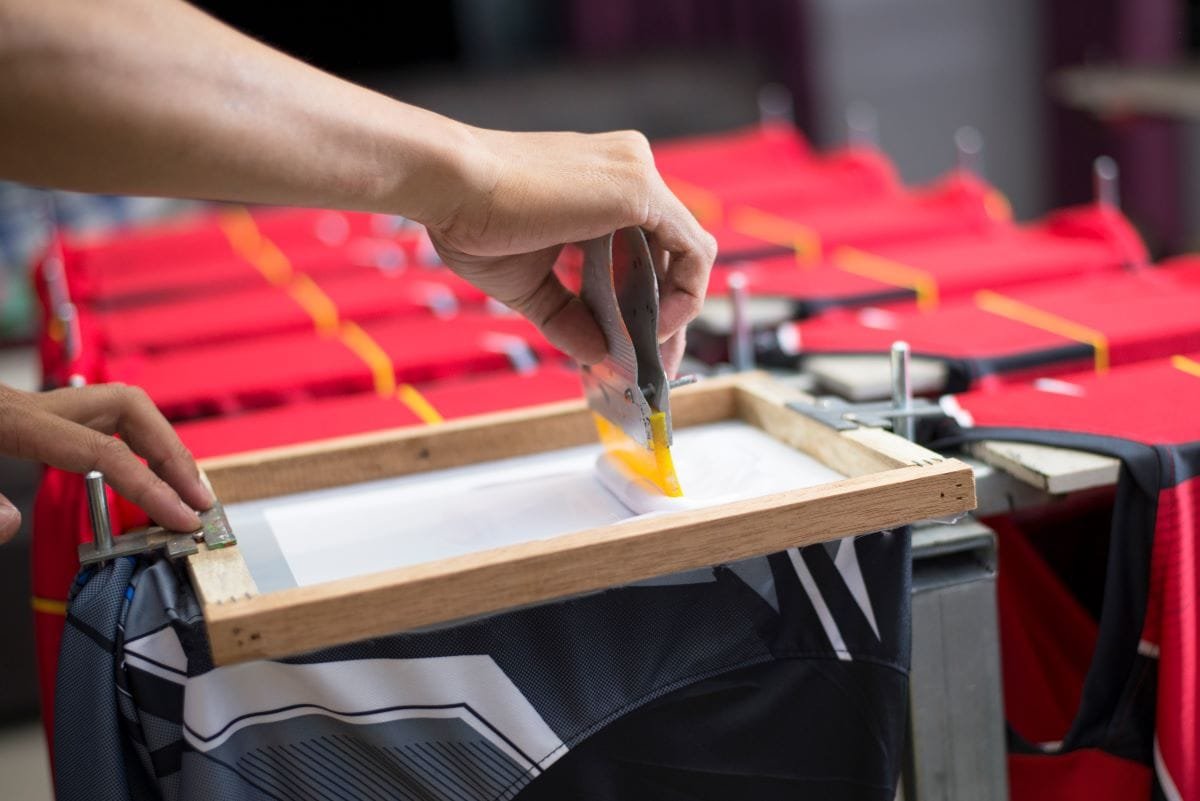 camiseta serigrafiada a mano