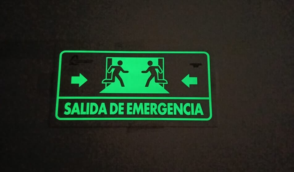 Señales de evacuación de emergencia